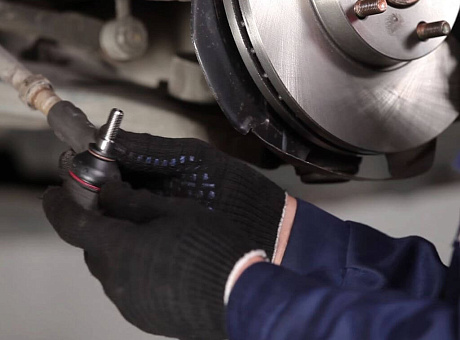 Замена рулевой тяги