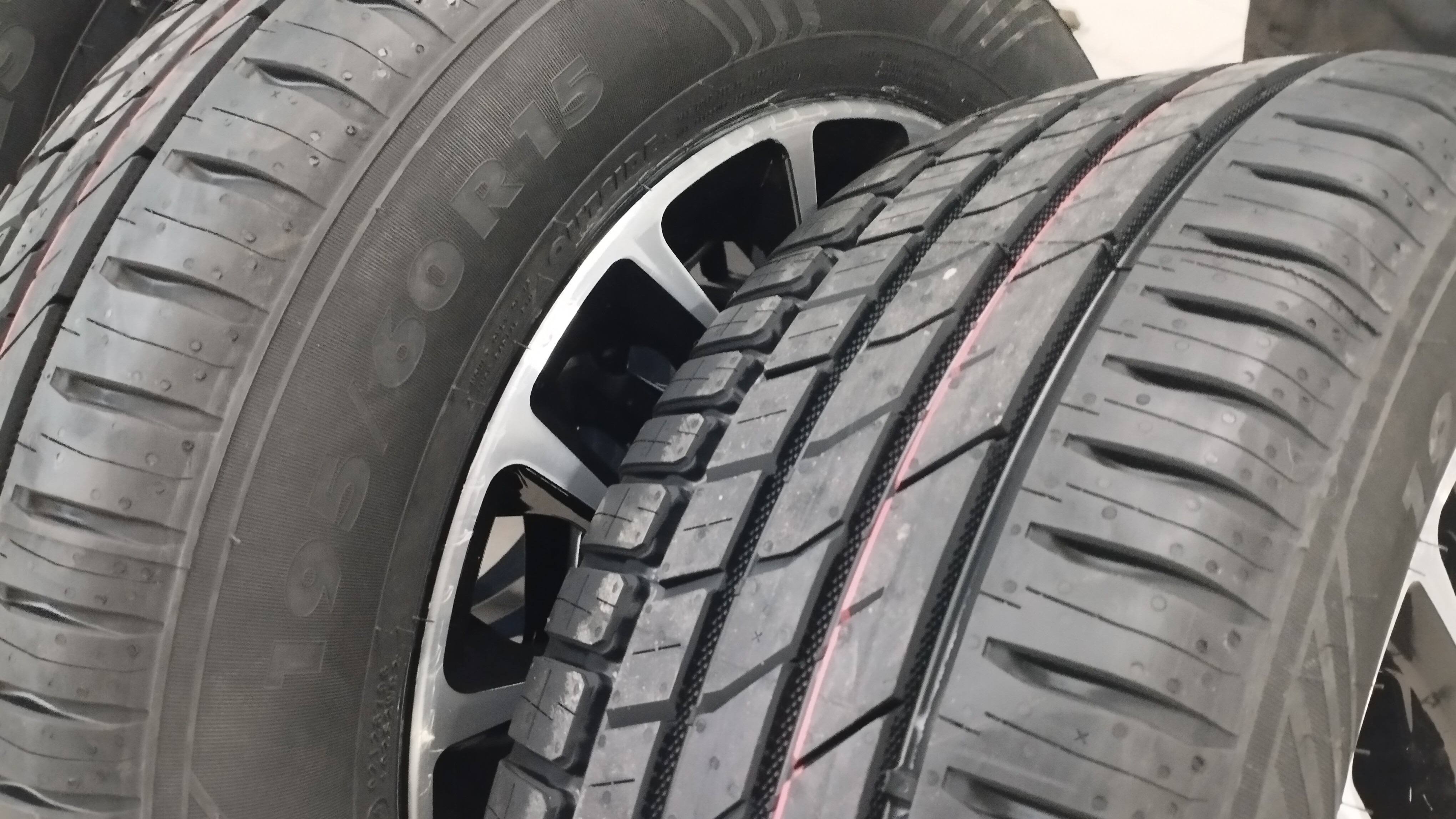 Купить летние шины Nokian Tyres NORDMAN SX3 (Ikon Tyres) в ВИРБАКавто -  бесплатный шиномонтаж в Краснодаре, большой каталог резины